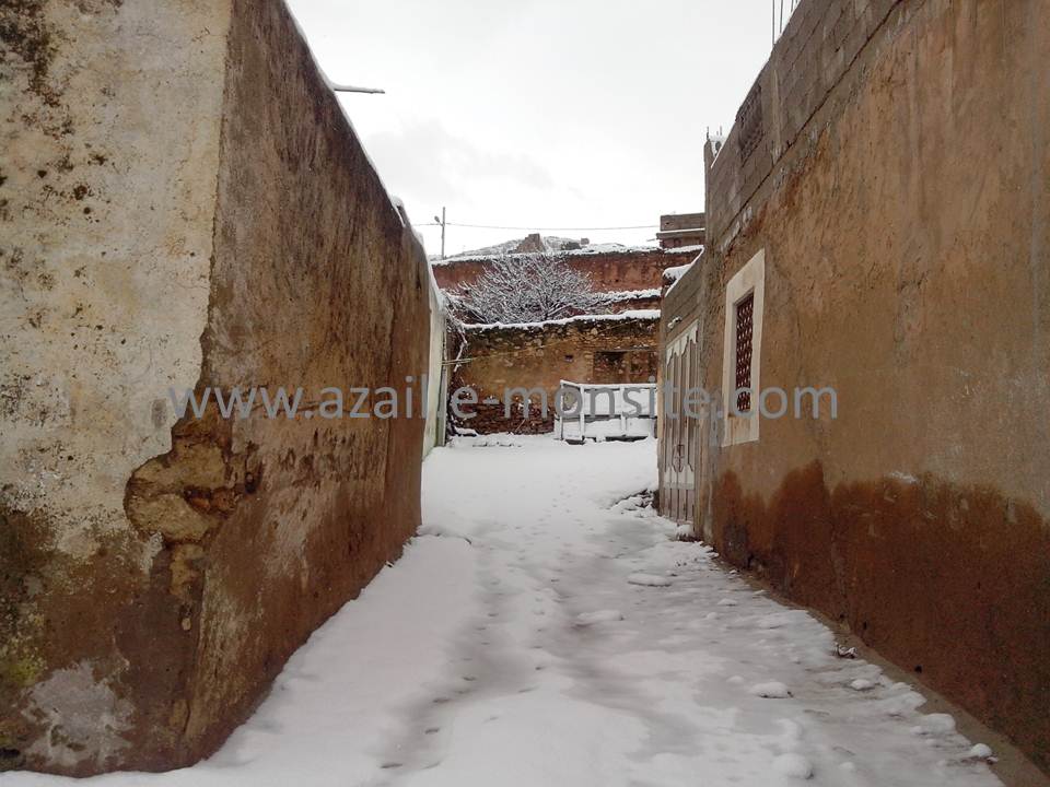 Azails (144)